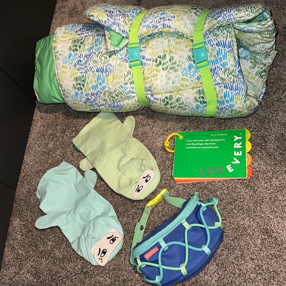 Lovevery bundle!